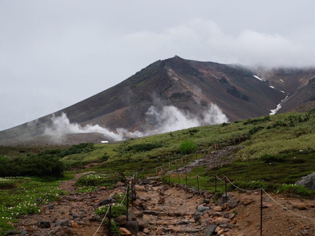 山间步道